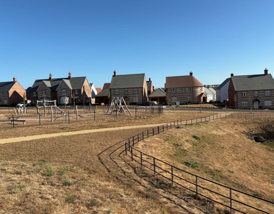 Playpark basin and fence